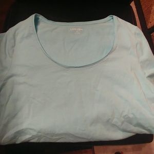 Short sleeved top